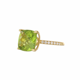 Lisa Nik 18K Gold Peridot Cocktail Ring with Diamonds