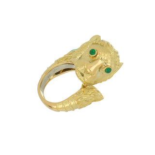 Vintage 1990s David Webb 18K Gold Lion Ring with Emerald Eyes