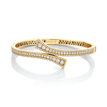 Load image into Gallery viewer, Michael M Yellow 14K Gold Round Cut Diamond Cuff Bracelet
