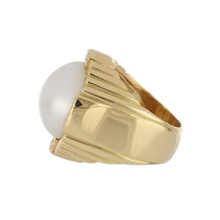 Vintage/Estate 14K Gold Mabé Pearl Cocktail Ring with Diamond