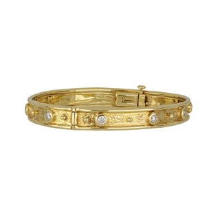 Mazza 14K Gold Hammered Diamond Bangle