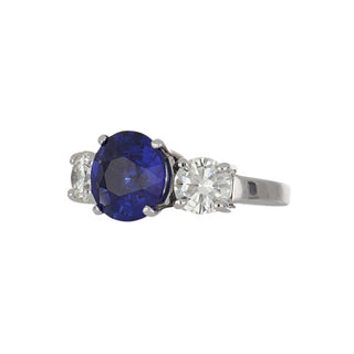 Vintage/Estate White 14K Gold Sapphire 3 Stone Ring with Diamond