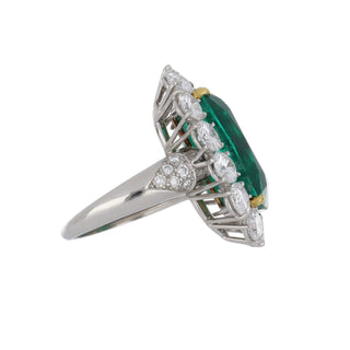 Van Cleef & Arpels Two-Tone G&PT Emerald Cluster/Halo Ring with Diamonds