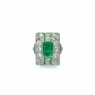 Vintage/Estate White Platinum Emerald Cluster/Halo Ring with Diamonds