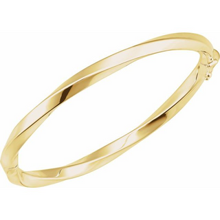 14K Gold Bangle Bracelet