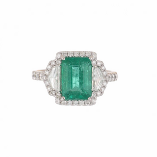 Vintage/Estate 18K White Gold Emerald Cluster/Halo Ring with Diamonds