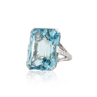 White Platinum Aqua Solitaire Ring with Side Stones with Diamonds