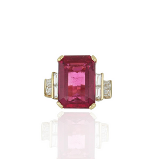 Vintage/Estate 14K Gold Rubellite Tourmaline Solitaire Ring with Side Stones with Diamonds