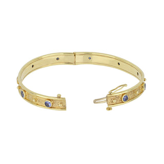 Mazza 14K Gold Hammered Sapphire Bangle