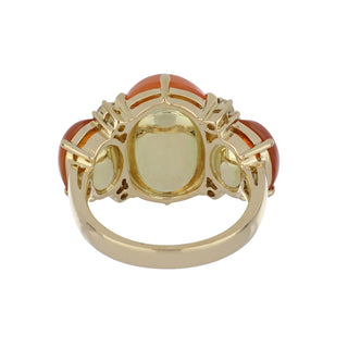 Vintage/Estate 18K Gold Opals 3 Stone Ring with Diamonds