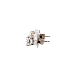 Vintage/Estate White Platinum Diamond Stud Earrings with Diamond