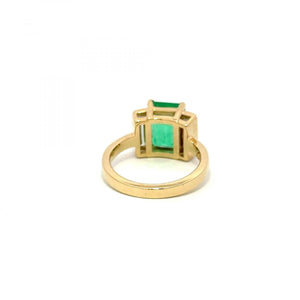 18K Gold Colombian Emerald and Diamond Ring