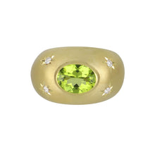 Load image into Gallery viewer, Mazza 14K Gold Peridot Dome Ring
