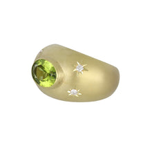 Load image into Gallery viewer, Mazza 14K Gold Peridot Dome Ring
